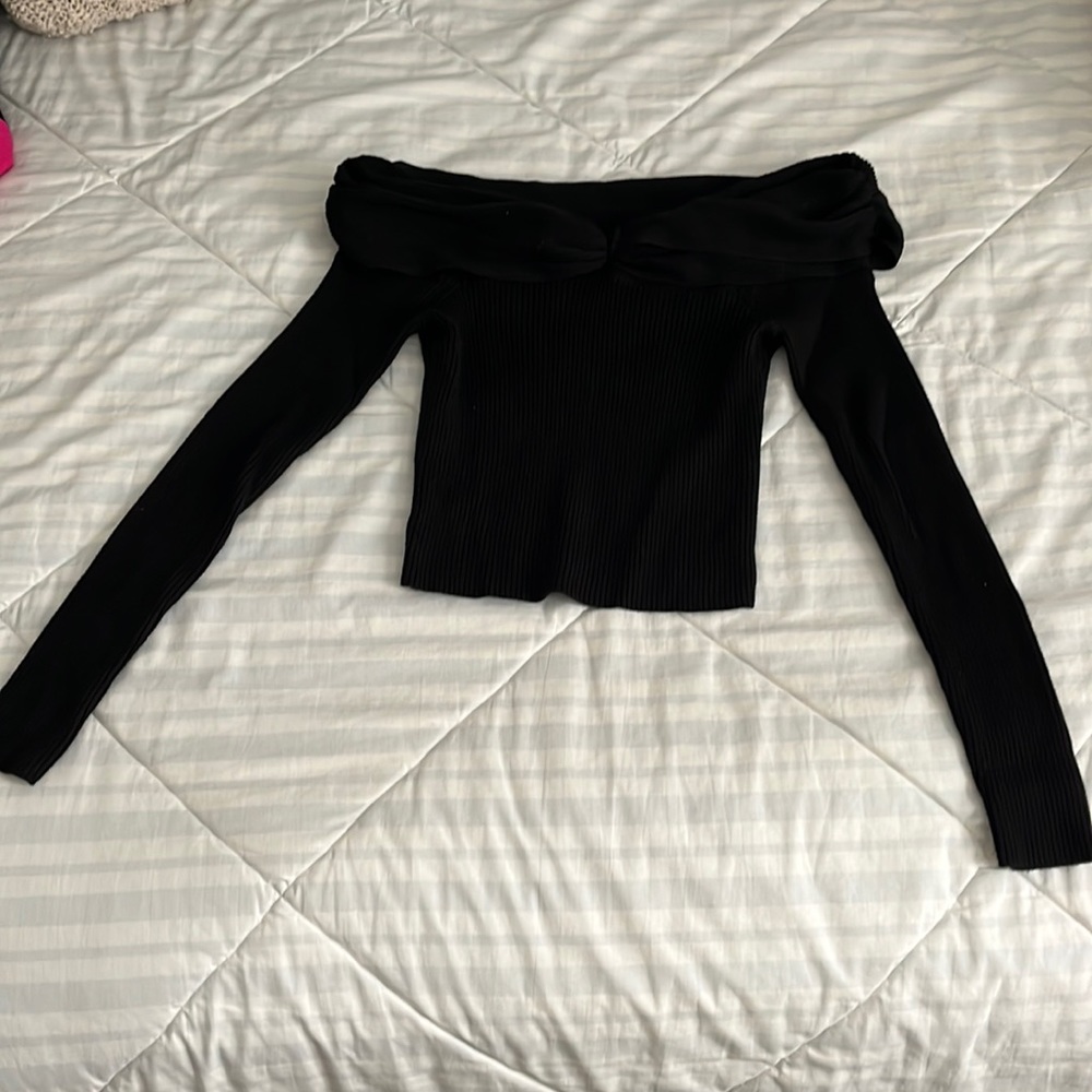 Abercrombie Off the Shoulder Ribbed Sweater NWT